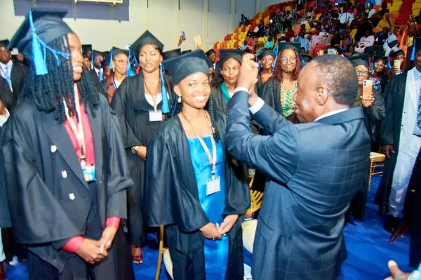 Remise Diplome 2025 - Photo 227